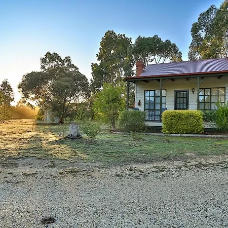 Mountain View Motor Inn & Holiday Lodges Halls Gap Exterior photo