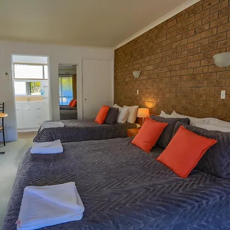 Mountain View Motor Inn & Holiday Lodges Halls Gap Exterior photo