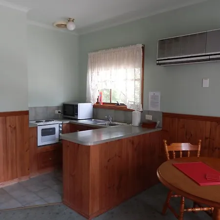 Mountain View Motor Inn & Holiday Lodges Halls Gap Exterior photo